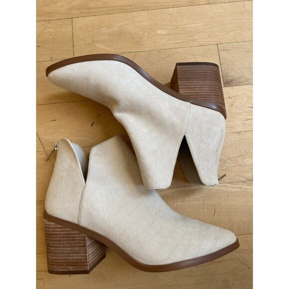 BP Women's "Brynne" faux suede beige bootie sz 10 ankle boot NEW - Picture 3 of 8